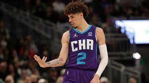 Una meravigliosa interpretazione della carriera di LaMelo Ball